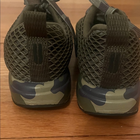 Nobull Camouflage Patterned Sneakers - Picture 7 of 10